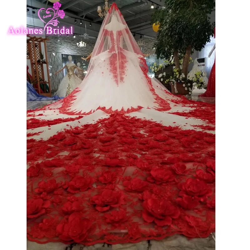 

Lots Flowers Off The Shoulder Ball Gown High Quality 3 Meters Chapel Train Red 3d Lace Appliques Floral Bridal Wedding Dresses