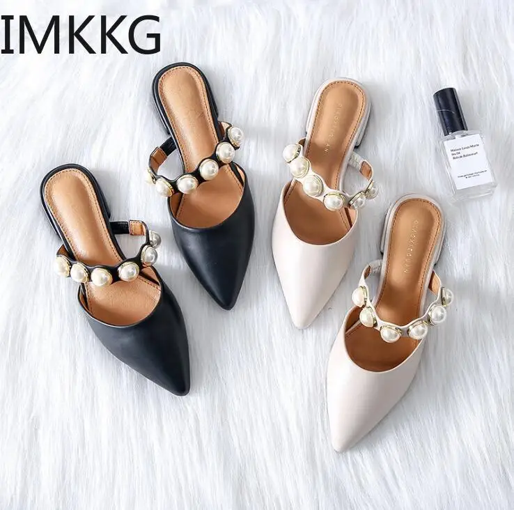 

2019 Women Brand Slippers low heel Women Casual Slipper Slip On Mules Slides Pearl Pointed Toe single Shoes Sandals S80016