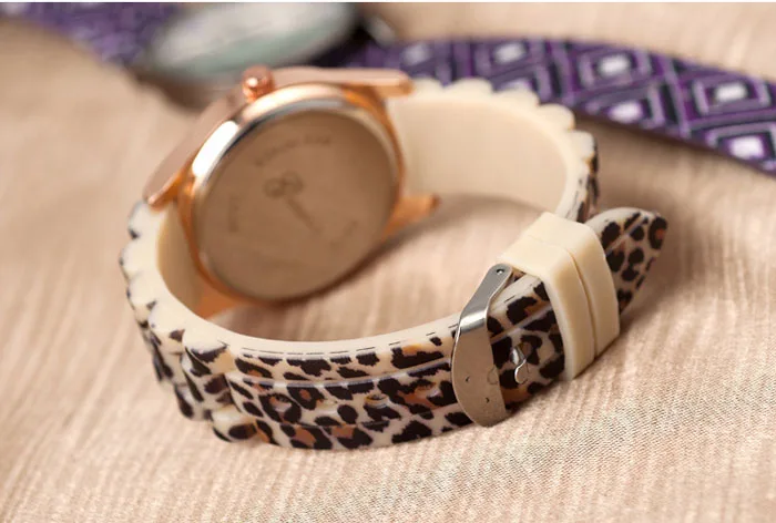 Vogue для женщин leopard голова часы Модные леопардовые силиконовые кожаный ремешок наручные часы со стразами