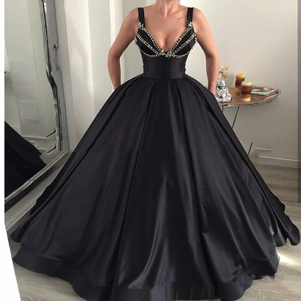 Black poofy prom dress Clearance