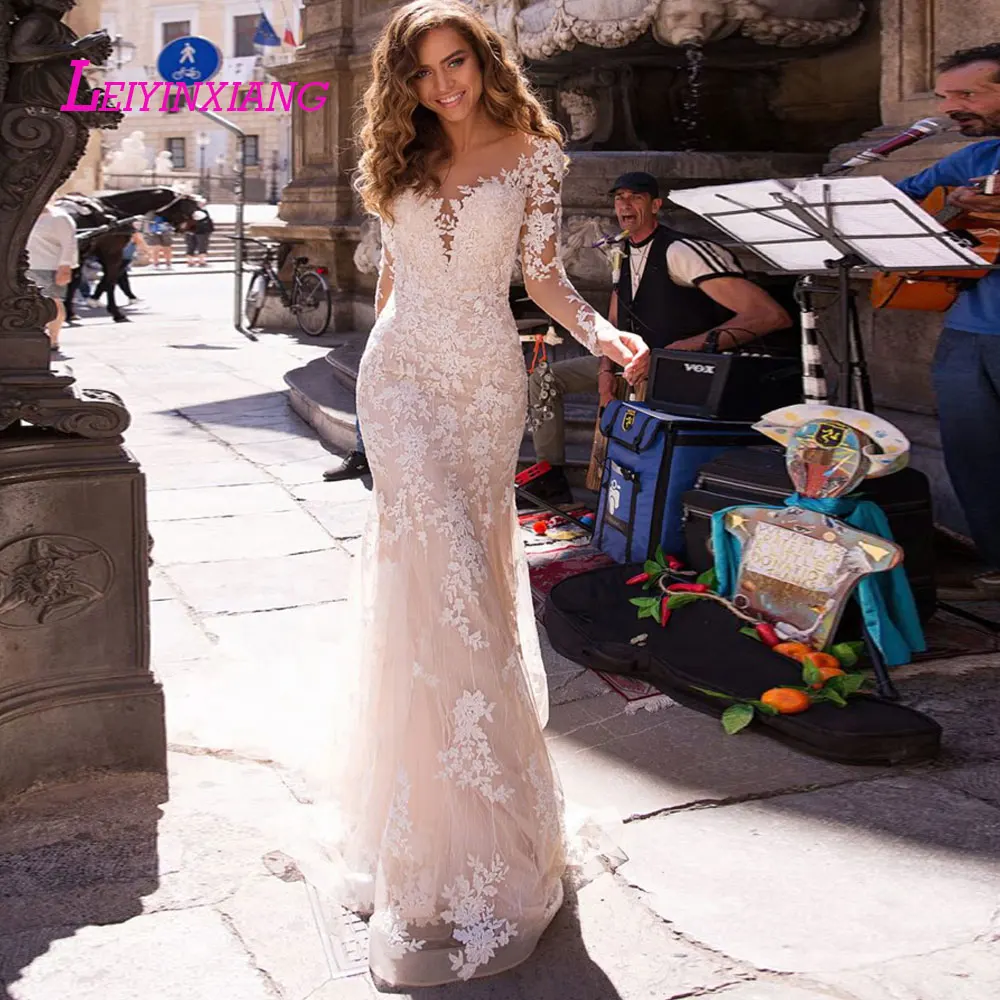 

LEIYINXIANG New Arrival Wedding Dress Bride Gown Vestido De Noiva Sexy Mermaid Sweetheart Backless Illusion Appliques Princess
