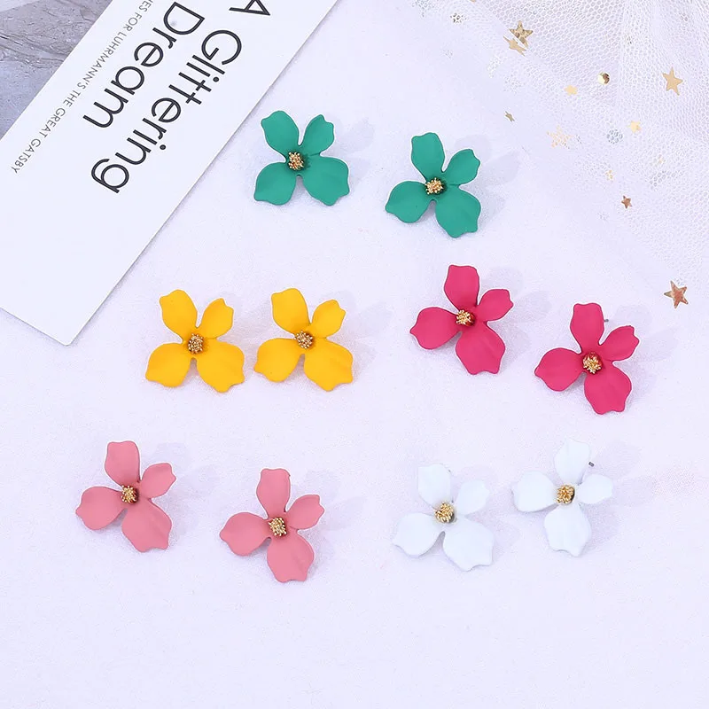 

Women Bosimi America Lovely Color Spray Paint Flower Ear Nail Female Summer Simple Joker Stereo Earrings