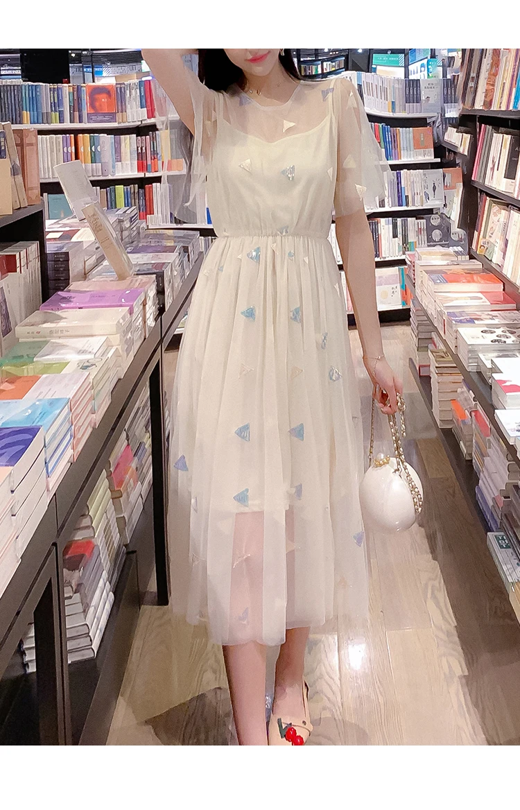 Платье летнее Новое корейское Сетчатое платье для путешествий+ новое французское Сетчатое газовое платье костюм из двух предметов для женщин