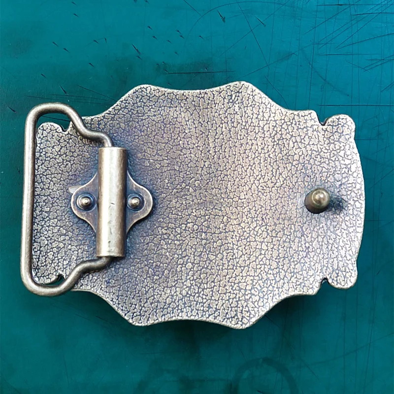 bull buckle (2)