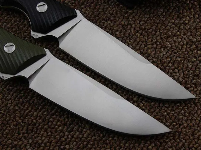 3740750223_1880496611