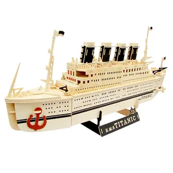 

fancy toy for children ，Titanic model， split joint wooden toy manual dexterity