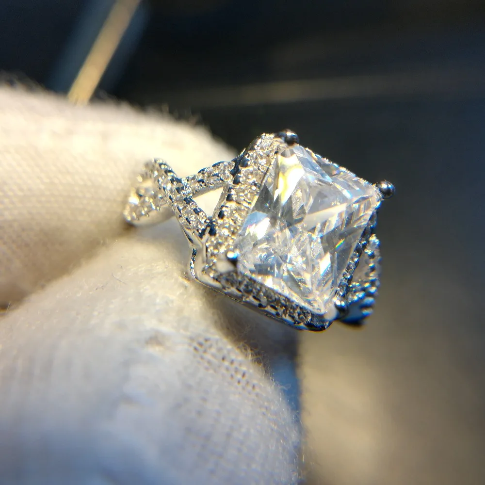 

Eleple Big Square 4ct clear Stone Charming rings for women wedding bands engagement Ring luxury gifts White gold Color VSR136