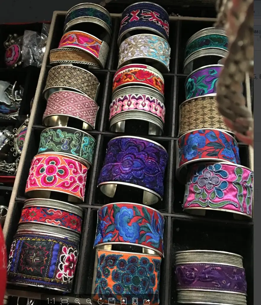 Free shipping ethnic retro old miaoxiu embroidery bracelet personality