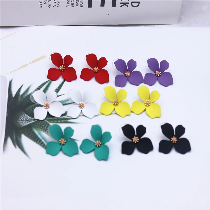 

New design sweet jewelry spray paint effect stud earrings with flower earrings Statement earring for Girls gift for woman