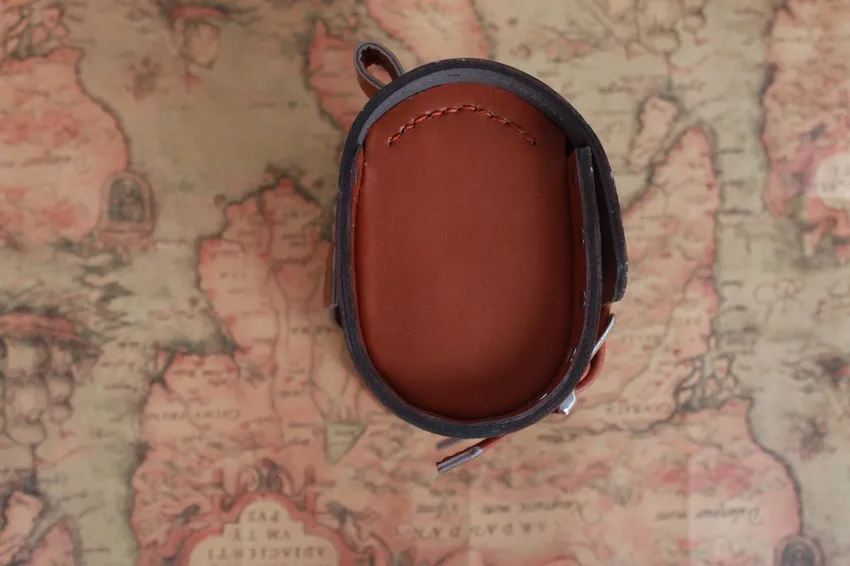 Flash Deal Vintage old bicycle faux saddle genuine leather cushion bag brooks bag hangback tool bag Leather saddle bag, bicycle handle 6 Flash Deal Vintage old bicycle faux saddle genuine leather cushion bag brooks bag hangback tool bag Leather saddle bag, bicycle handle 6