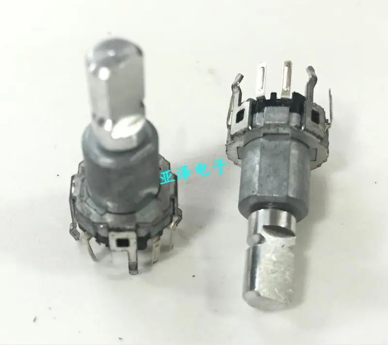 

2PCS/LOT ALPS Alps EC09E circular encoder with switch 30, positioning number 15, pulse shaft 16.5MM