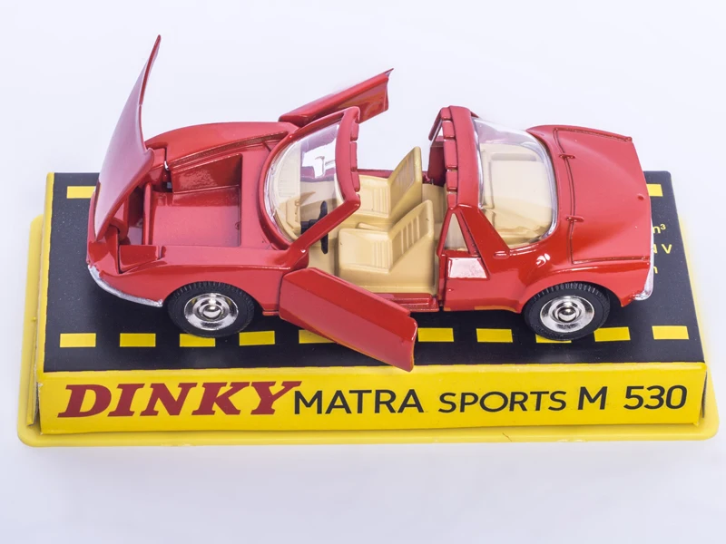 

dinky toys diecast 1:43 red atlas1403 martin metal sports car model for children gift