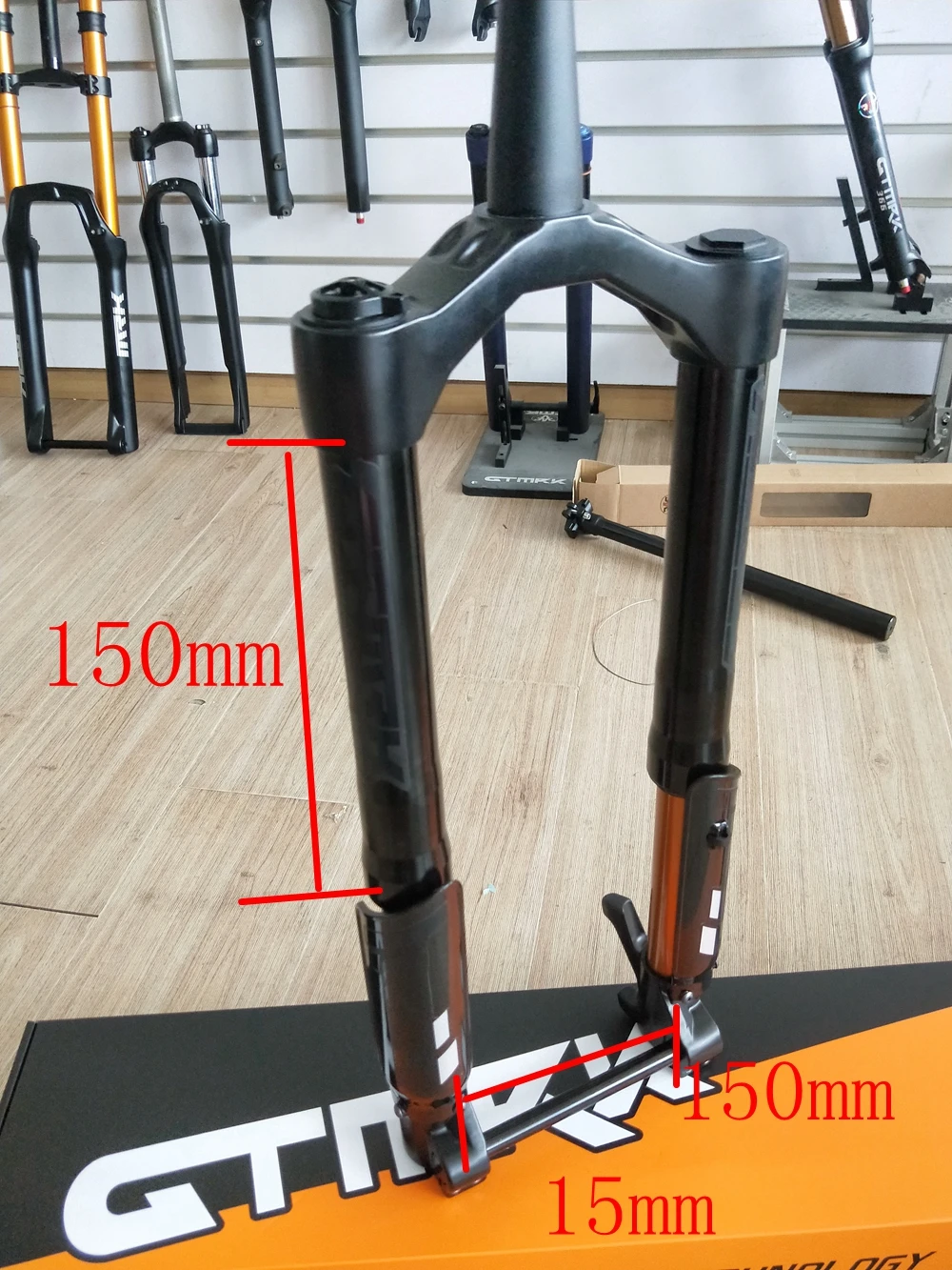 

Bike Snow Fat Fork  Fat Aluminum Suspension Bicycle Fork Fit 26 4.0" Tire For Snow & Beach Cycling
