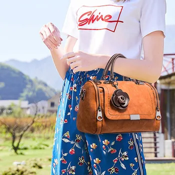 

Designer Women Messenger Bags Crossbody Soft PU Leather Shoulder Bag High Quality Fashion Women Bags Handbags Zippers volume