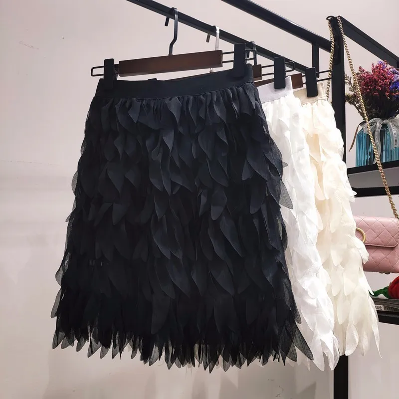 Черно-Белая Летняя плиссированная Женская юбка с перьями, короткие юбки, женская шифоновая трапециевидная юбка с высокой талией в Корейском стиле, Новое поступление