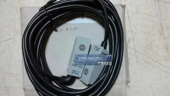 

A B PLC 1760-CBL-5M (new original) 100% new in stock with one year warranty.if you need it pls contact with me