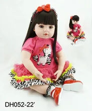 Muñeca reborn de 50 cm vestido con volantes