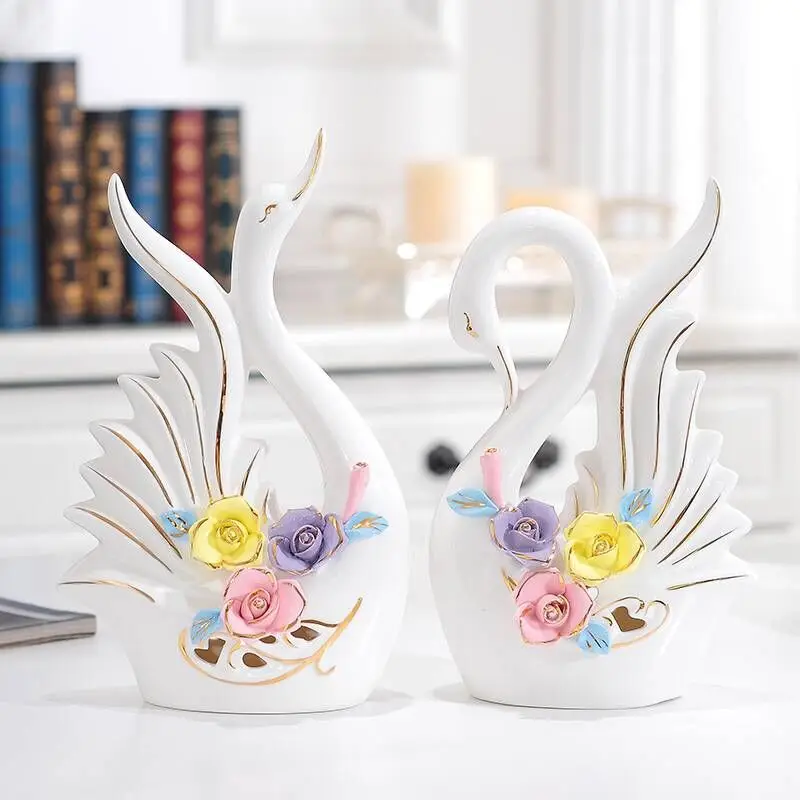 

Simple Modern Ceramic Swan Ornaments European Style Home Wine Cabinet Decorations Animal Figurines Miniatures Love gift