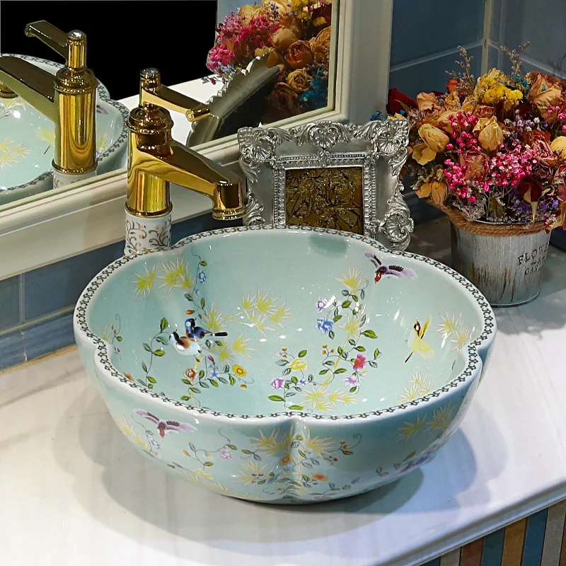 Jingdezhen factory directly art hand painted ceramic patterned ceramic