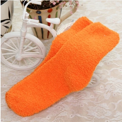 Toivotukasia пушистые носки для женщин зимние пушистые Doudou материал толстые теплые флисовые Носки для сна - Цвет: orange