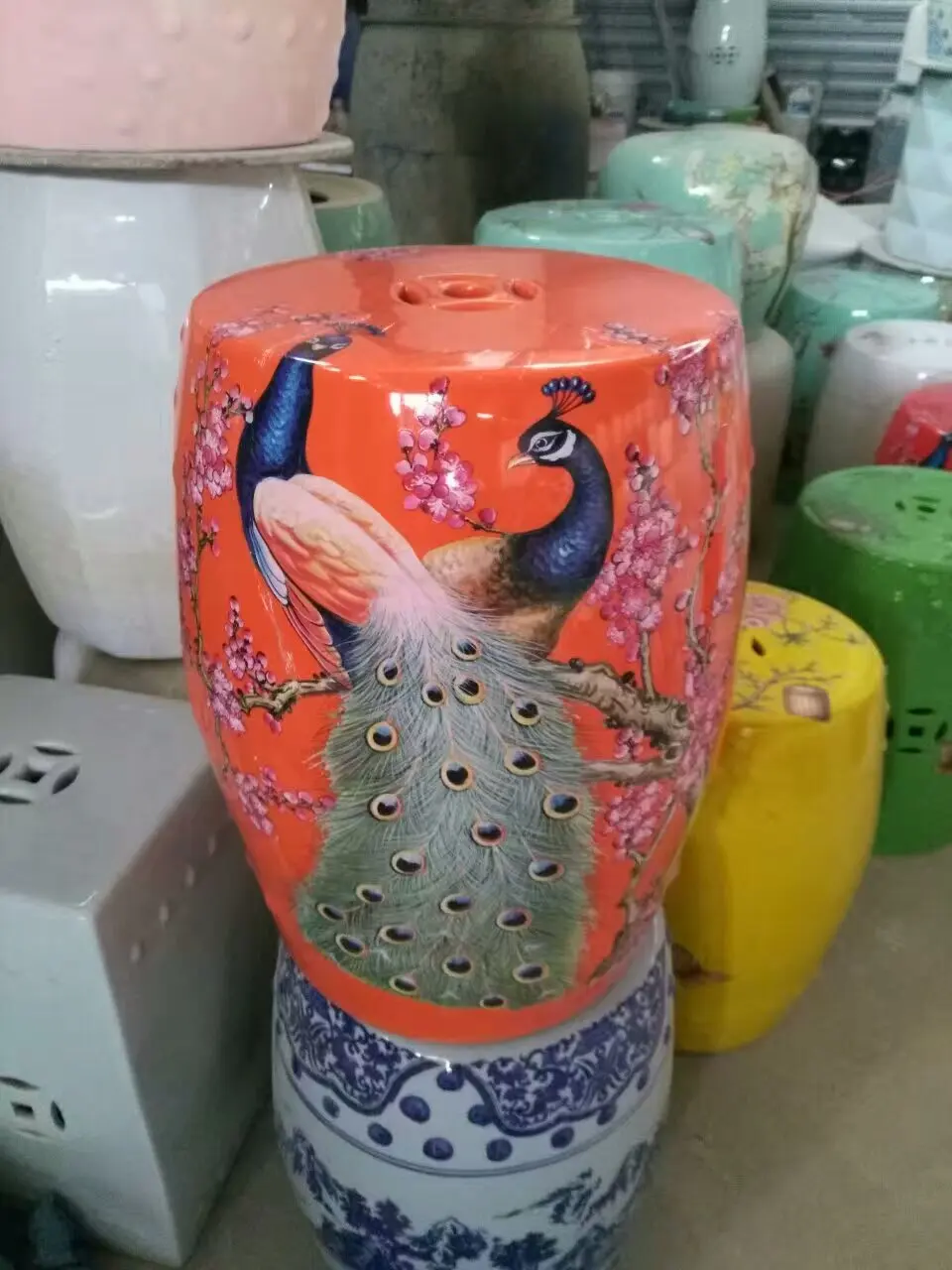 Pink peacock Porcelain stool Jindezhen bathroom dressing ceramic garden stool Chinese ceramic drum stool garden stool