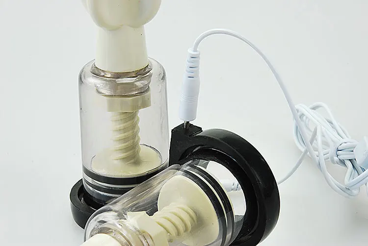 2370076179_279567083