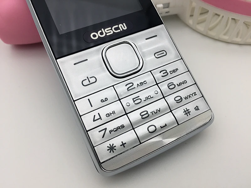 Русская клавиатура разблокированный телефон с двумя sim картами GSM сотовая Bluetooth