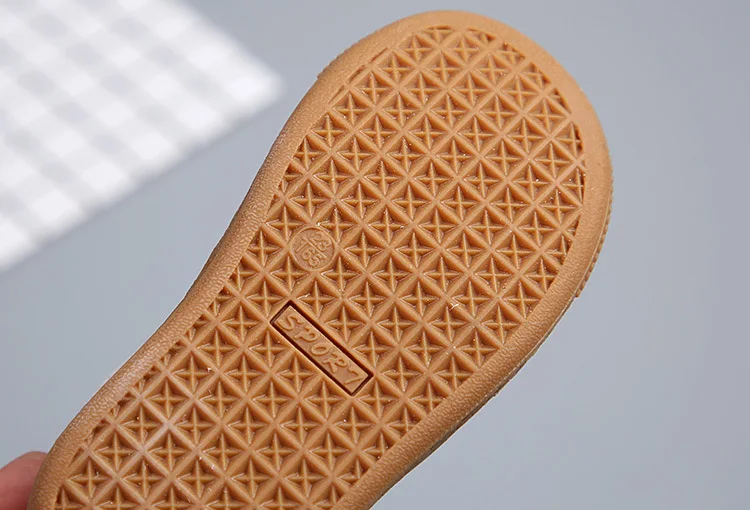 9295237977_944249468