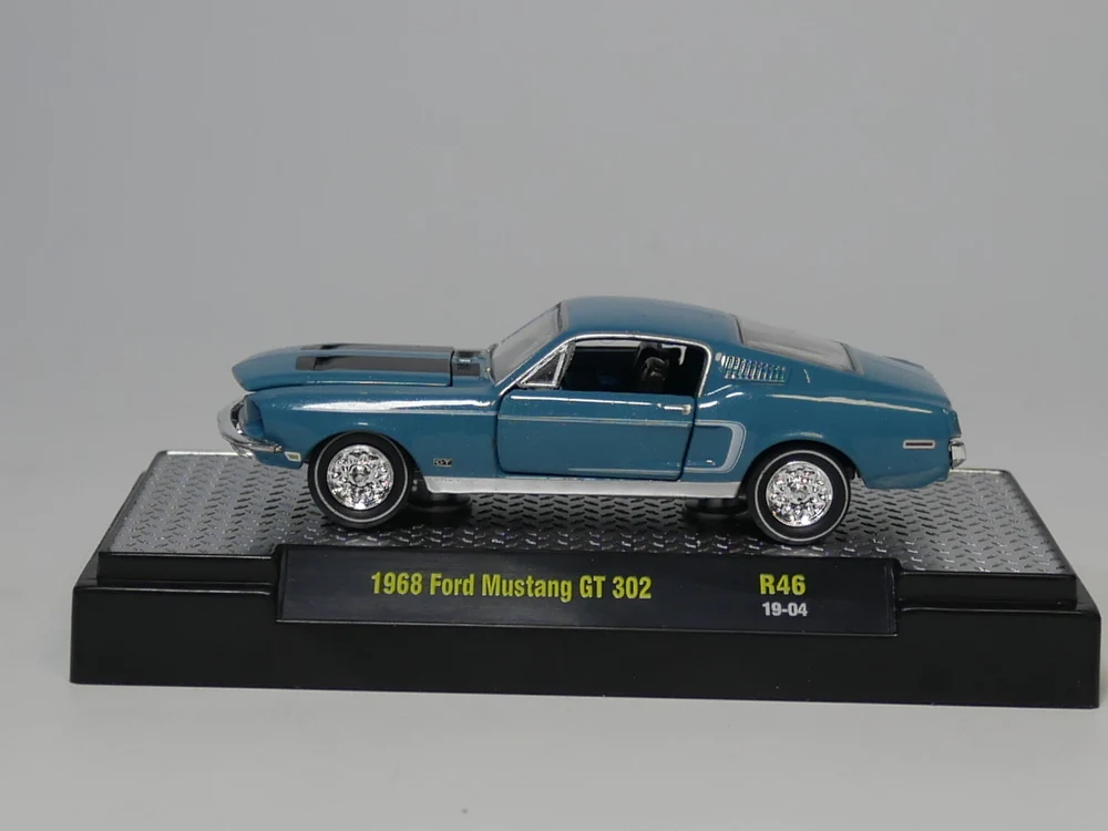 M2 1: 64 1968 Ford Mustang GT 302 игрушечная машинка из сплава, игрушки для детей, литая модель автомобиля, подарок на день рождения