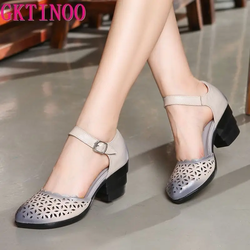 heels that cover toes