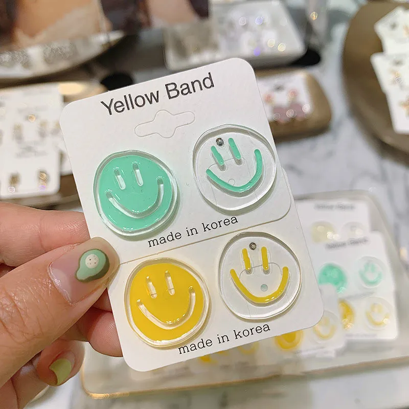 

2019 New Arrival Round Acrylic Women Trendy Stud Earrings Korean Smile Face Korean Creative Acrylic Earrings Female Jewelry