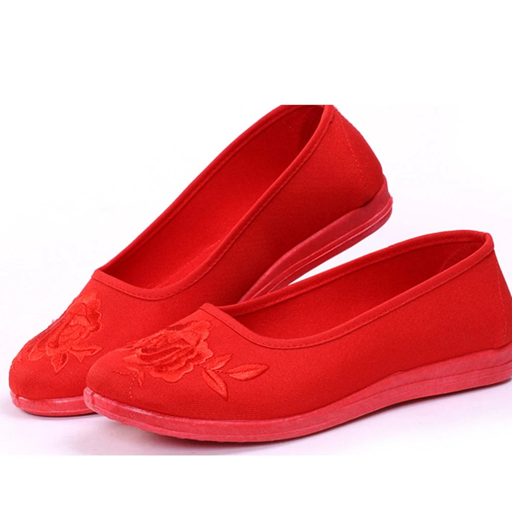 Women red Flats Old Beijing National Single Shoes Chinese Wedding Shoes
