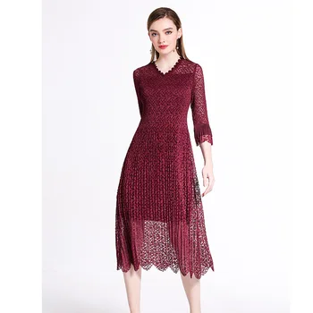 

Women Pleated Dress Fashion New Pleated Lace Dress.