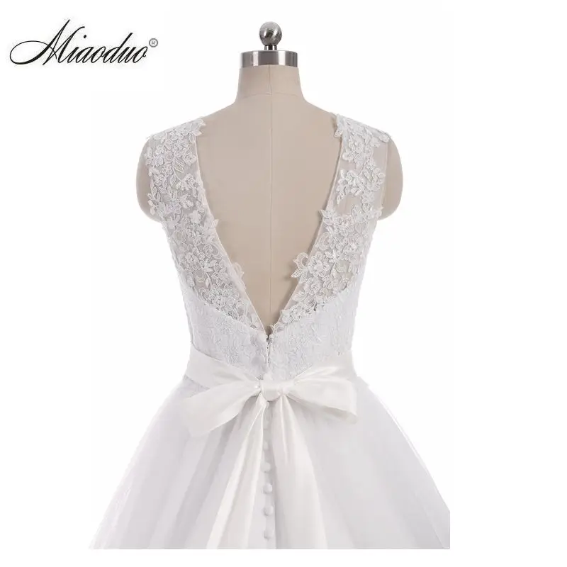Rommantic A-line Lace Satin Backless Wedding Dress