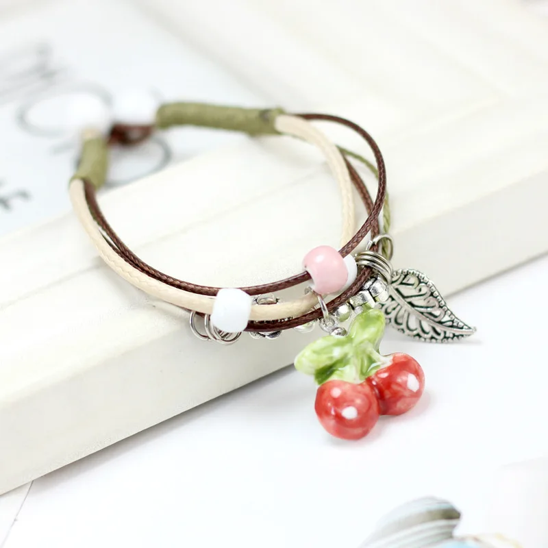 

1PCS New Fashion Fruit strawberry Ancients Handmade Ceramic Beads Charm Gift Women's Bracelet Jewelry