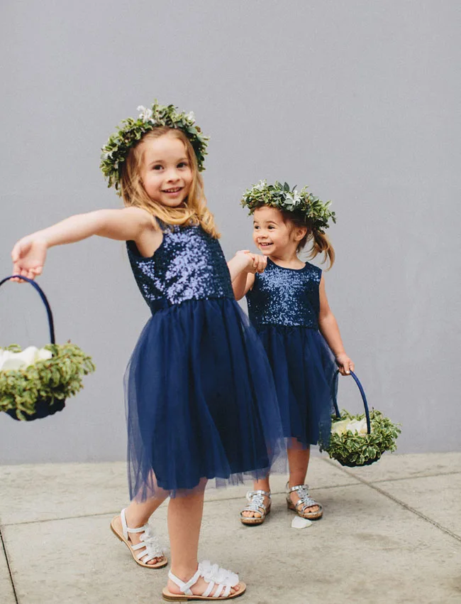 

Navy Blue 2019 Flower Girl Dresses For Weddings ball gown Tulle Sequins First Communion Dresses For Little Girls