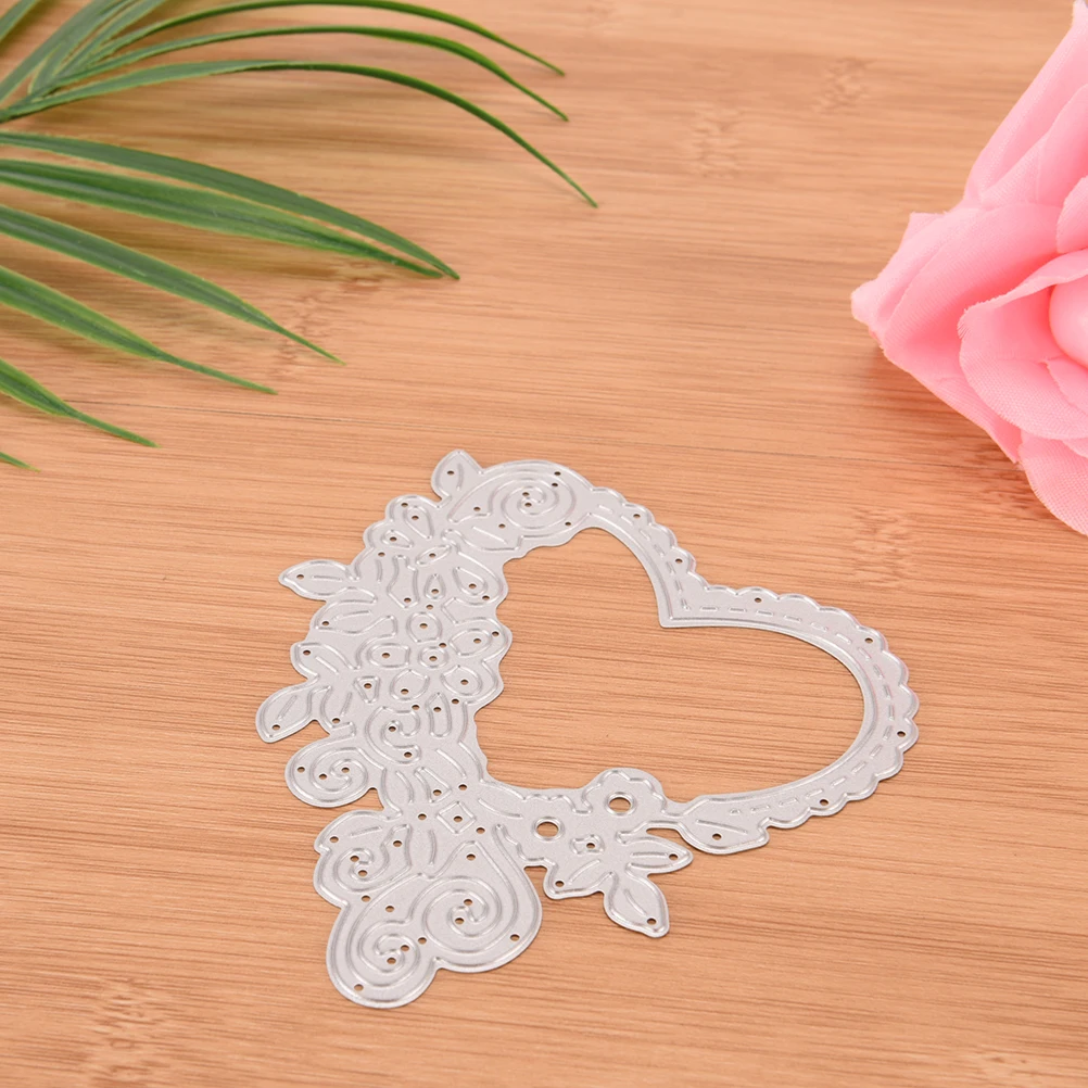10.5CM Love Heart Cutting Dies Nouveau Template Cutting Dies