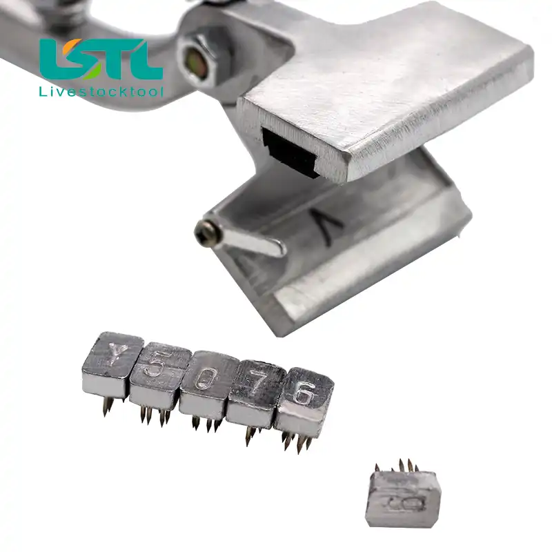 Telinga Kelinci Tang Identifikasi Hewan Rabbitt Peralatan Pakan