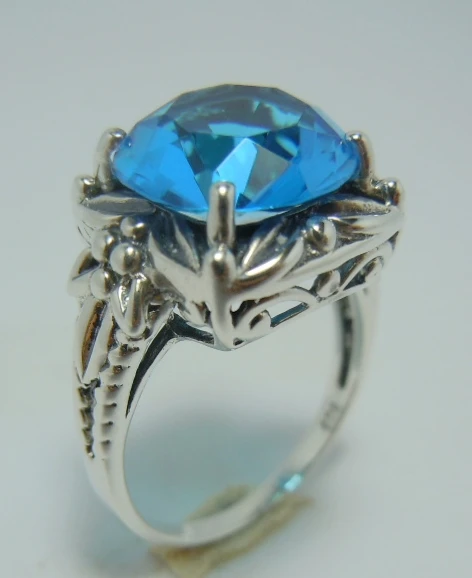 

Free shipping can DIY custom engraving plant pattern beautiful tide restoring ancient ways ring personality