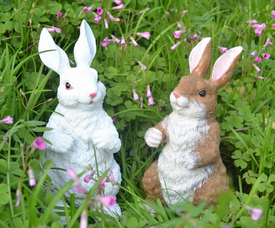 vivid resin animals