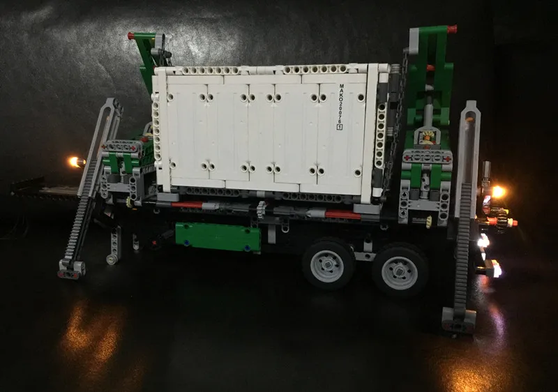 LED-Light-Kit-for-lego-Technic-Series-42078-and-20076-the-Mack-AnthBig-Truck-Set-the (2)