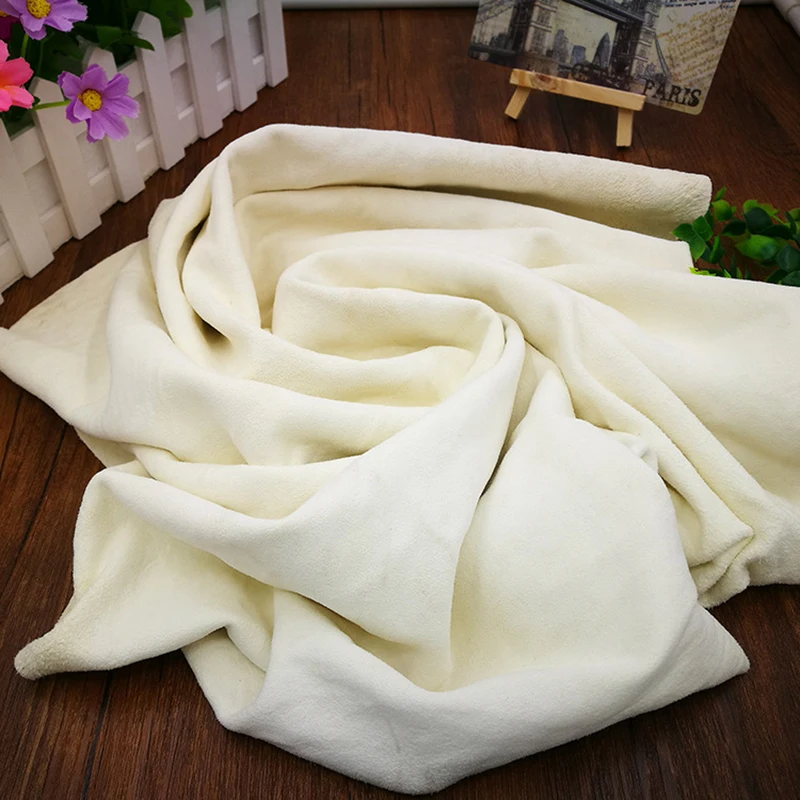 

Multifunctional car washing towel Suede towel Sheepskin towel Super absorbent Easy to clean Superabsorbent towel