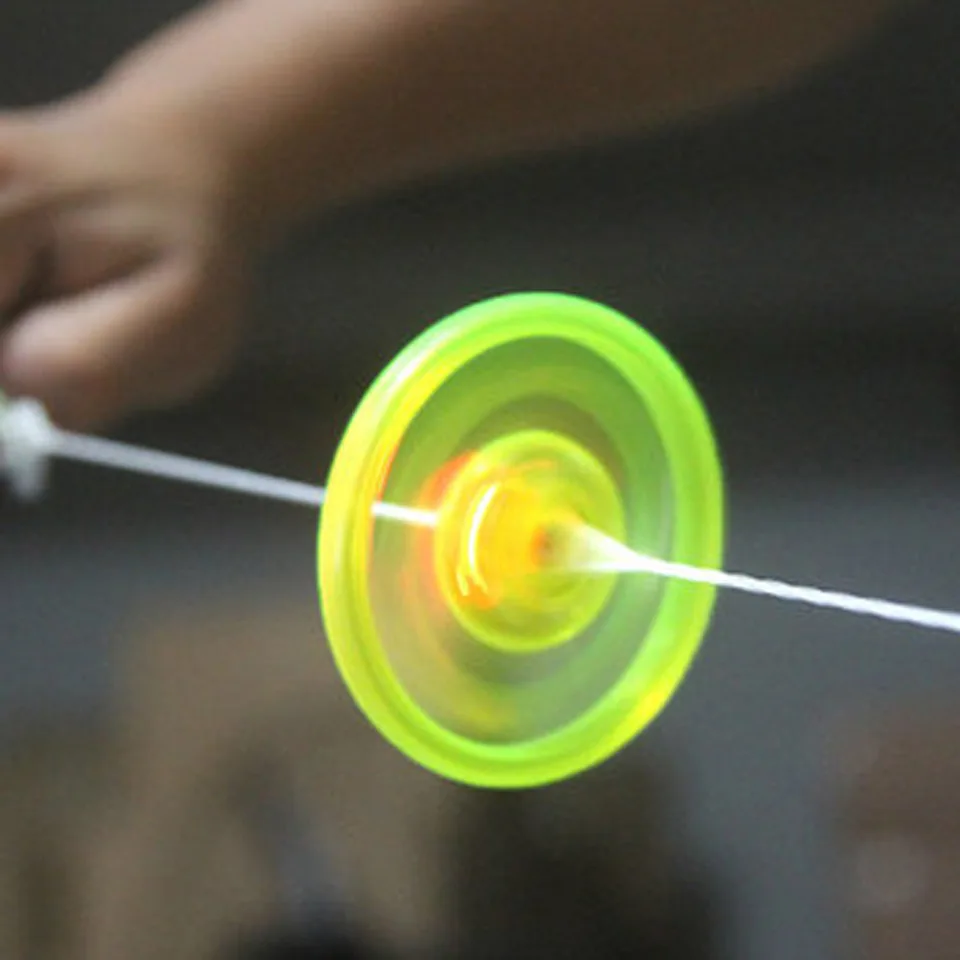 spinner toy with string
