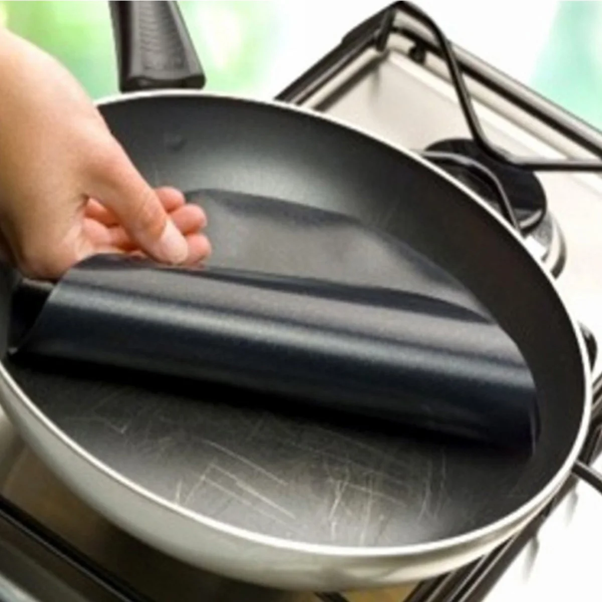 

2Pcs/Set Round Non-Stick Heat Resistant Pan Mat Reusable Round Pan Pad Mat For BBQ Grill Mat Dia 24cm Kitchen Cooking Tool