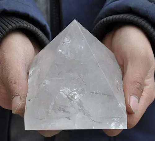

ddh001281 Large Natural clear crystal quartz PYRAMID POINT HEALING
