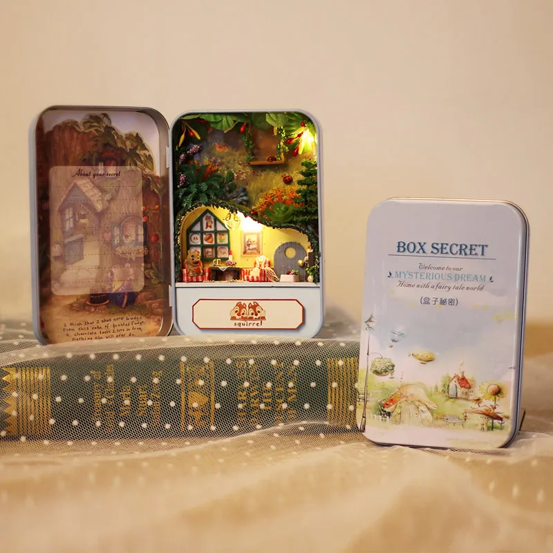 

Box Theatre DIY Doll House Furniture Miniatura For Dollhouse Light House For Dolls Toys For Children Squirrels Paradise T004 #E