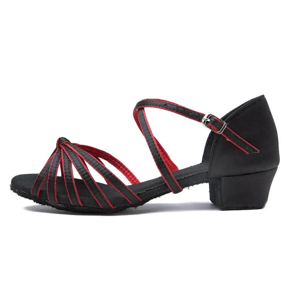 Детская Женская обувь для латинских танцев; детская обувь для танго на низком каблуке для девочек; Профессиональная Обувь для бальных танцев для женщин; размеры 27-41; мягкая обувь - Цвет: Black red knots
