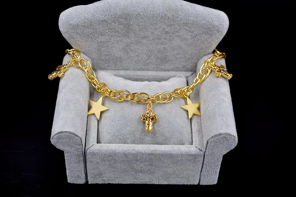 Bracelet (1)