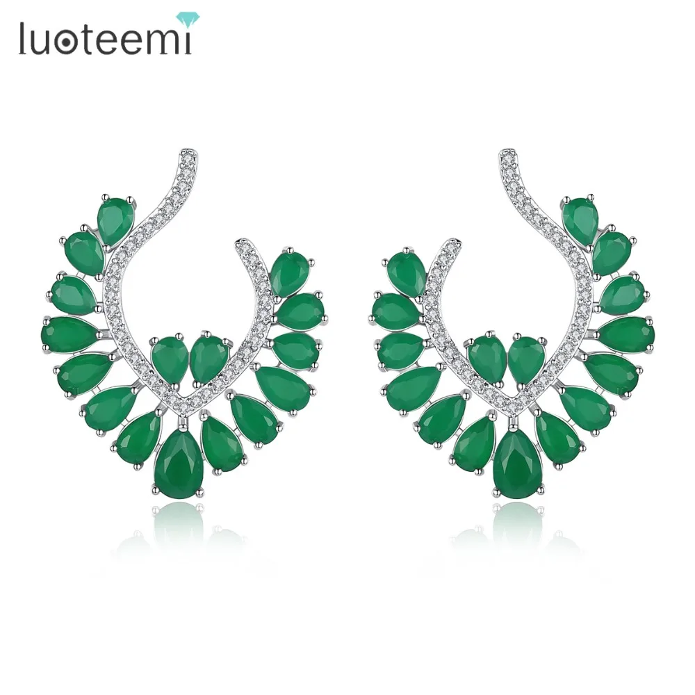 

LUOTEEMI Brand Design Charm Women Leaf Stud Earrings for Wedding Party Paved CZ Fashion Jewelry Orecchini Christmas Gift