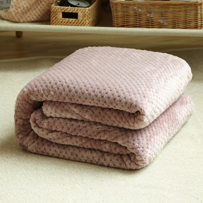 High Quality Japanese and Korean Flannel Blanket Adult Sofa / Bed